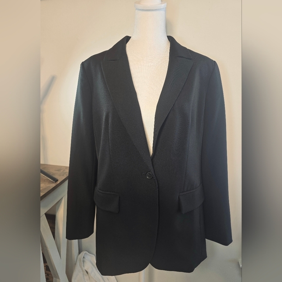 🤩Host Pick❤️Banana Republic Sculpted Stretch Black Blazer Women's Size 8P - Picture 2 of 9